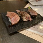 ニクバルダカラ - 炙り寿司3種盛り合わせ