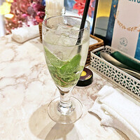 VALON TOKYO 錦糸町 - ドリンクは「ミントスパークリングウォーター」にしました