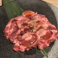 近江うし 焼肉 にくTATSU 青山本店 - 
