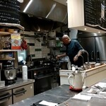 Nicolas Chevrollier - 店内