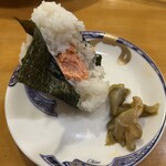 たかい - おにぎり　焼きたらこ　まいうー‼️   大きくかじりました！すみません