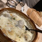 キリュクリュ - 牡蠣と里芋のグラタン