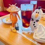 珈琲所コメダ珈琲店 - ドリンク写真:クリームコーヒー 620円
※シロップ抜きのクリーム別添え