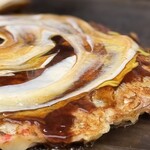 お好み焼き ふじや - よっしゃ！うまくつながった   +｡:.ﾟヽ(*´∀`)ﾉﾟ.:
      
      山芋焼きはカラシマヨネーズの酸味が効いて大人な1品