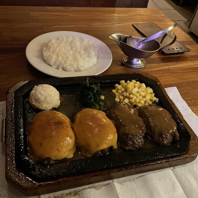 ゴールド ラッシュ 新宿東口店 （GOLD RUSH） - 新宿西口/ハンバーグ 