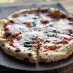 山の石窯ピザ 生駒 雲亭 - 