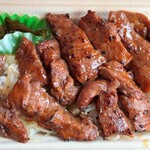 虎の赤窯 - 牛ハラミ焼肉重