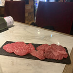 275944651 - 