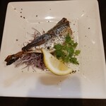 バルひげ - 鰺のコンフィ６５０円＋税