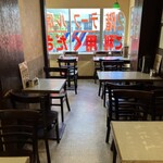 カリーライス専門店エチオピア - 2階テーブル席