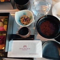 レストランKEI - 納豆、焼き海苔、味噌汁
