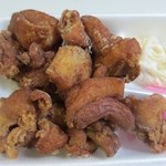 Keitarounooogonkaraage - 黄金唐揚げは醤油ベースのタレを利用したやや小ぶりの唐揚げでした。
                      