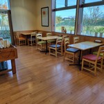 たまごの国いではCOCCO - 座席