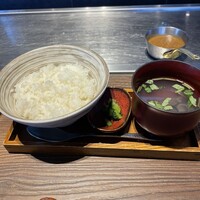 鉄板和食とワイン 萬鉄 - 