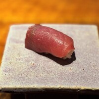 初音鮨 - 本鮪赤身（192.4大間）