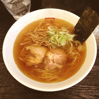 ラーメン角屋 - 醤油ラーメン 680円