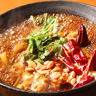 四季折々の旬の食材を活かした新しい中華料理