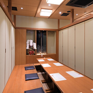 【個室あり】少人数～団体利用まで、幅広いシーンに対応◎