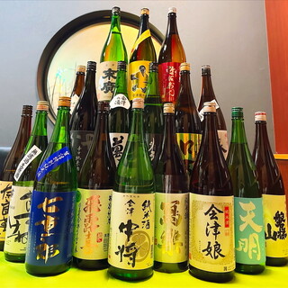 約40種！会津の様々な地酒を一か所で楽しめる、豊富な品揃え