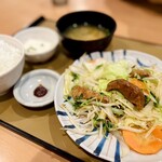 やよい軒 - 大豆ミートの野菜炒め定食