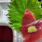 居酒屋うさぎや - カツオの刺身小鉢