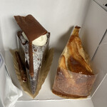 シャモニーモンブラン - 右アップルベーグルケーキ左クラシックチョコラケーキ