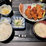餃子鍋　A-chan　北新地 - あーちゃん名物！鶏の唐揚げ定食(唐揚げ5個) 