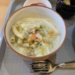 シャモニーモンブラン - クラムチャウダー風野菜とパスタのクリーム煮アップ