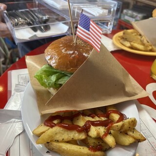 ハンバーガーショップスズキ_1