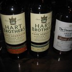 バースランド - カウンターのオリジナルボトル