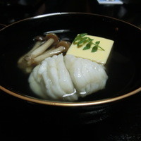 山ばな平八茶屋 -  脂目と玉子豆腐の椀