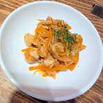 Bistro Amber - 鶏皮のエスカベッシュ500円