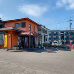 喫茶・軽食　春日 - 新川中学校南です