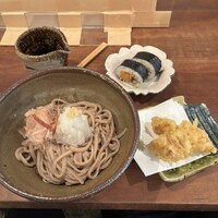 自家製粉石臼挽きうどん 青空blue 本店 - 