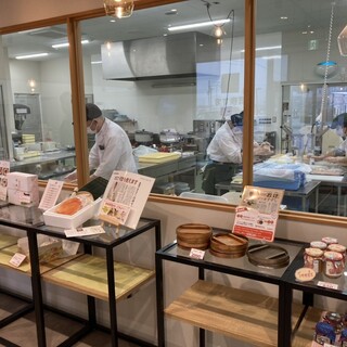 ます寿司屋 ヒロ助_2