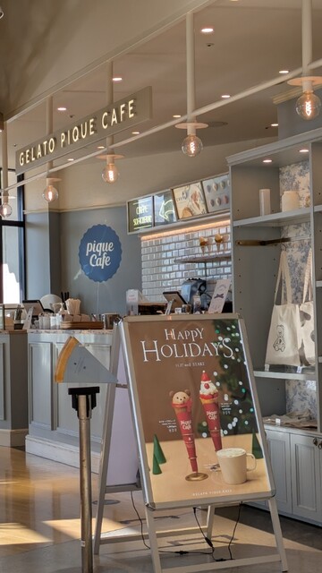gelato pique cafe creperie 三井アウトレットパーク 仙台港店（ジェラート ピケ カフェ クレープリー） - 中野栄（カフェ）の写真