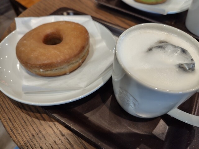 Starbucks Coffee Yamatokoriyama Apita Ten photo 5