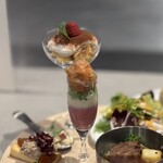 フレンチバルギンザ by plein - ほうじ茶のティラミス　サーモンと季節野菜のパルフェ