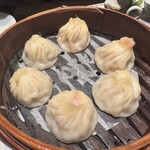 南翔饅頭店 六本木ヒルズ店 - 三種小籠包