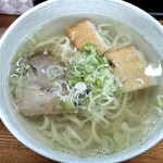 沖縄そば屋 - 