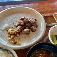 横浜瀬里奈 ステーキドーム - 