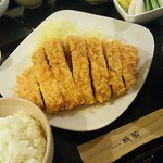 成蔵(霧降高原豚上ロースかつ)