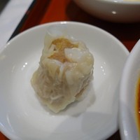 碧麗春 -   （2014/4月）2種おかず定食のシュウマイは冷たかった