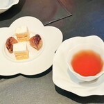 ベルエキップ - お茶菓子と紅茶
