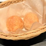 ベルエキップ - 松の実のパン