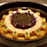 CIRPAS - 毛蟹 パンナコッタ 蟹のコンソメジュレ キャビア ピーナッツのタルタル