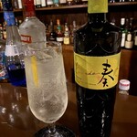 バー ルーツ - 