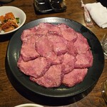 ホルモンさわ - 特上たんしおは店長自ら運ばれて「今日のたんのなかでも特別です！」って説明されました！