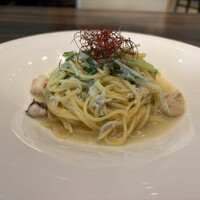 カレス - 