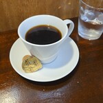 キッチン ブルー グローブ - ホットコーヒーのアップ